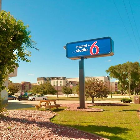 Motel 6 Elkhart, In Luaran gambar