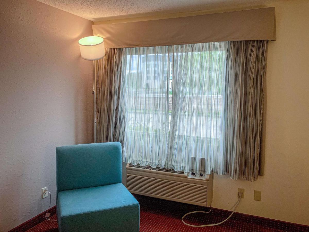 Motel 6 Elkhart, In Luaran gambar