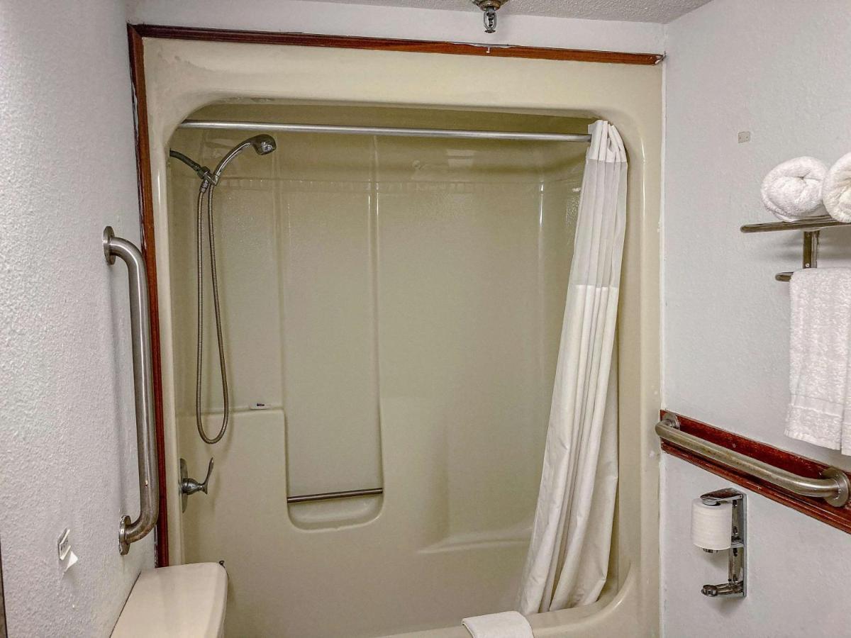 Motel 6 Elkhart, In Luaran gambar